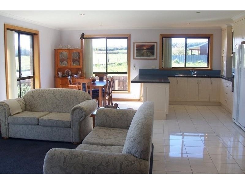 6 Dunning Avenue, George Town TAS 7253