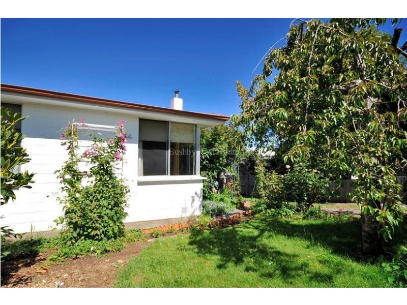 12 Suncrest Place, Ravenswood TAS 7250