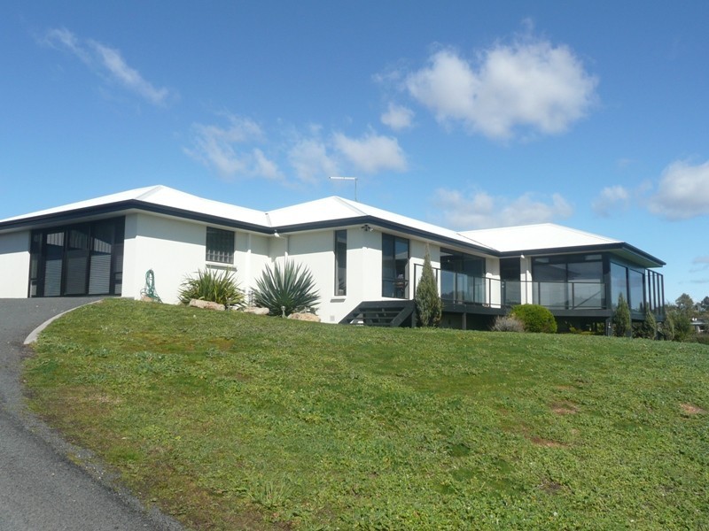 11 Weetman Street, Legana TAS 7277