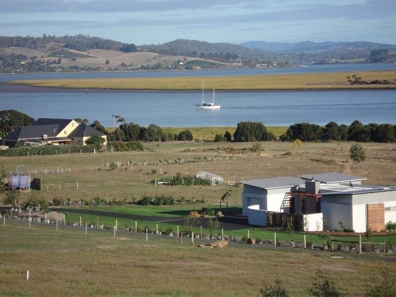 11 Weetman Street, Legana TAS 7277