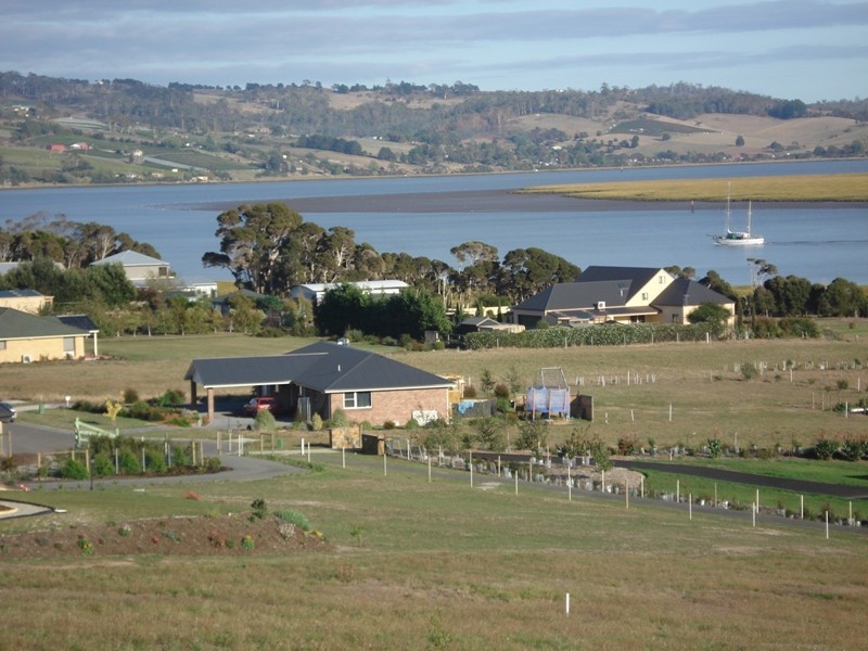 11 Weetman Street, Legana TAS 7277