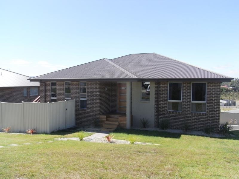 1/17 Bordin St, Prospect Vale TAS 7250