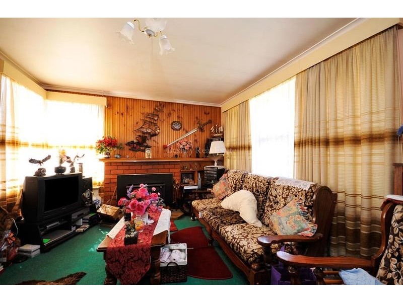 17 Benjamin Street, Trevallyn TAS 7250