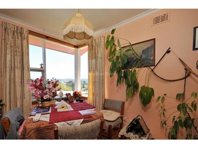 17 Benjamin Street, Trevallyn TAS 7250