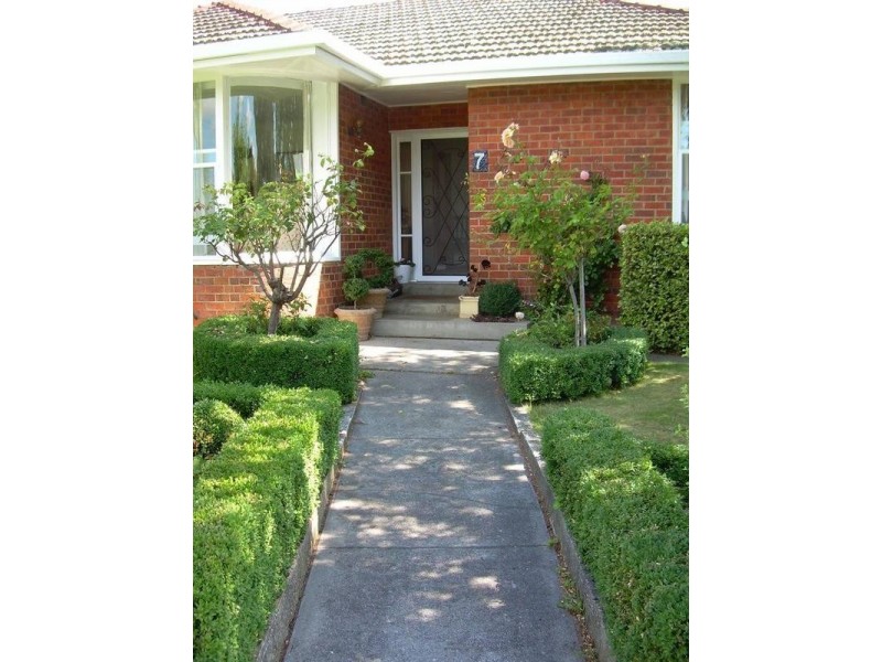 7 Veronica Crescent, Norwood TAS 7250