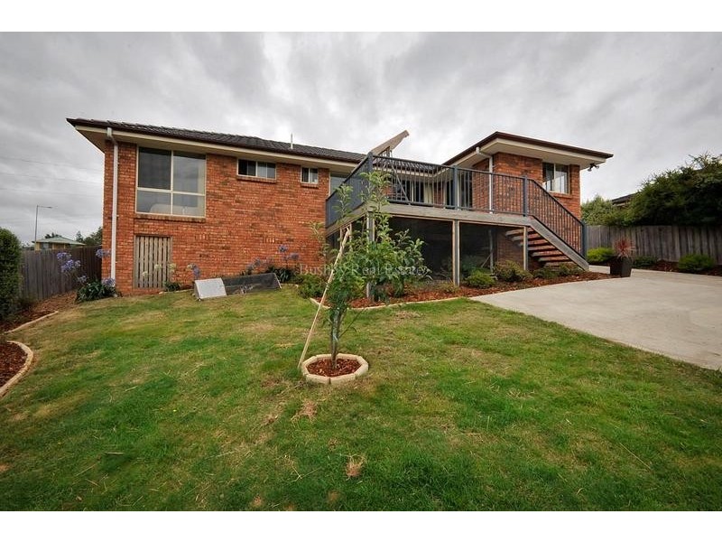 7 Grenadier Court, Trevallyn TAS 7250