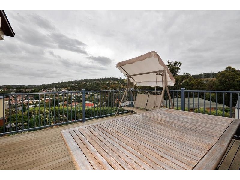 7 Grenadier Court, Trevallyn TAS 7250