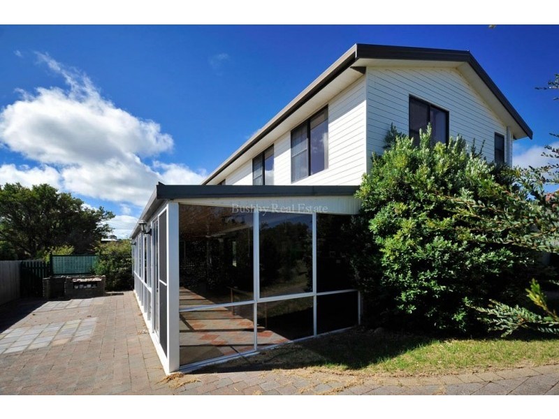 33 Gunn Parade, Low Head TAS 7253
