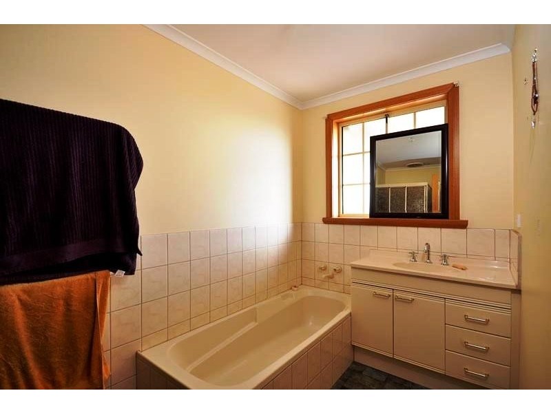 27a Button Street, Mowbray TAS 7248