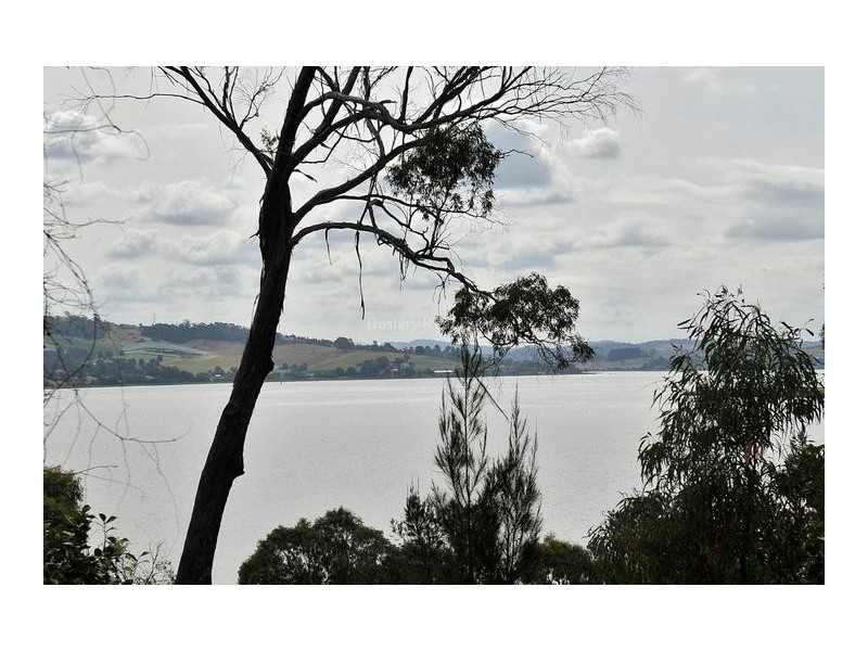 74 Beach Road, Legana TAS 7277