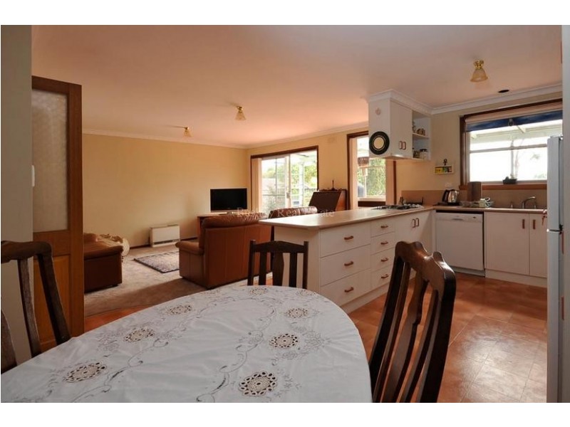 74 Beach Road, Legana TAS 7277