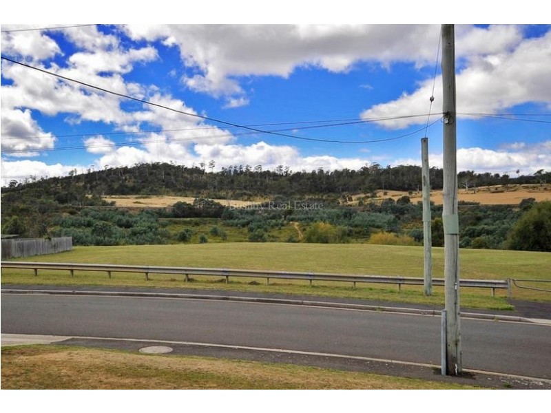 70 Hargrave Crescent, Mayfield TAS 7248