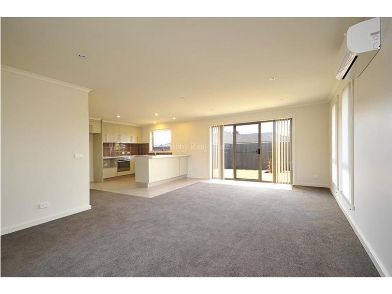 1/42 Taylor Street, Westbury TAS 7303