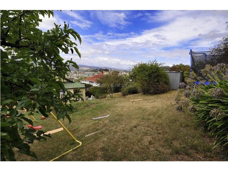 43 Forest Road., Trevallyn TAS 7250