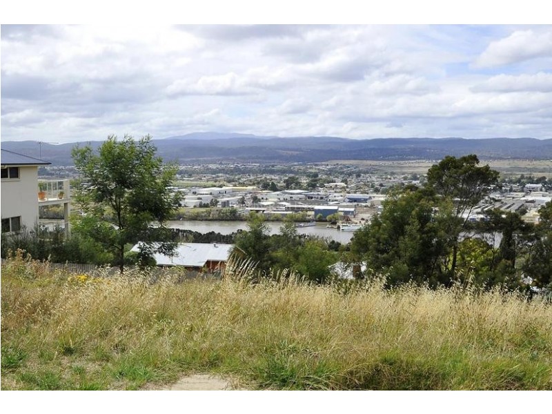 36 Floreat Crescent, Trevallyn TAS 7250