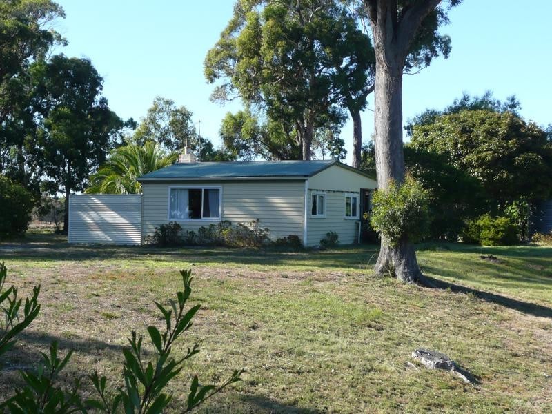 1194 Greens Beach Road, Kelso TAS 7270