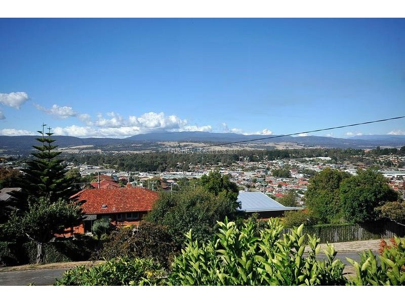 71 Riseley Street, Kings Meadows TAS 7249