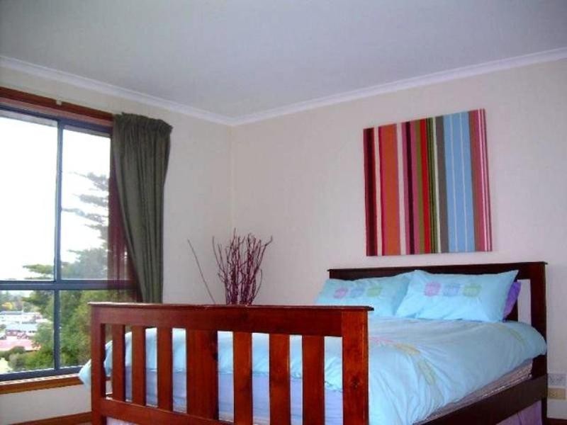 8 Kintail Crescent, Newstead TAS 7250