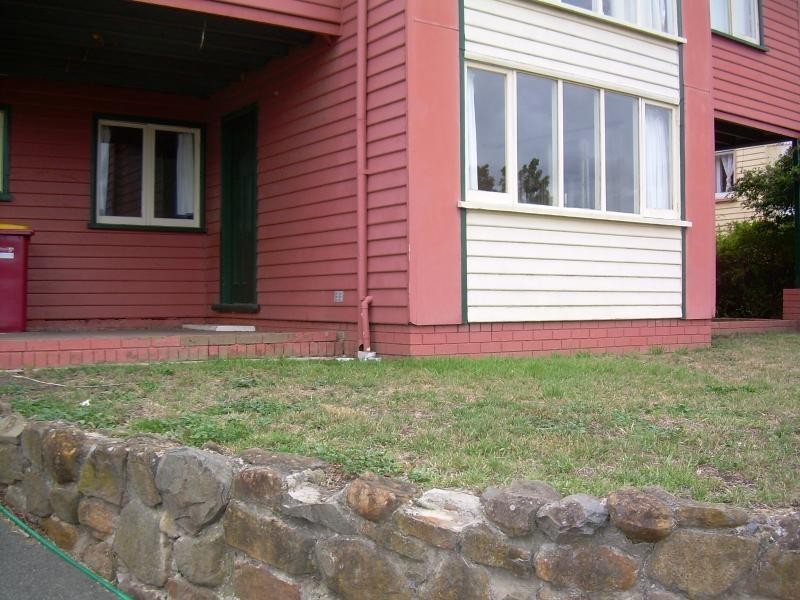 2/445 Wellington Street, Launceston TAS 7250