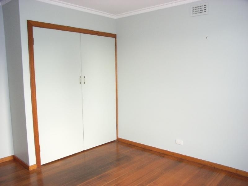 8 Caroline St, Prospect TAS 7250