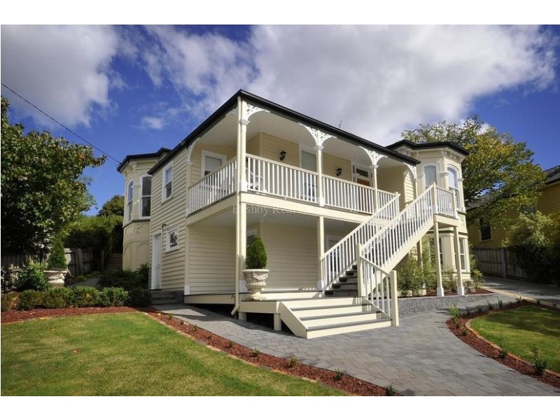 2 Carnarvon Street, Newstead TAS 7250