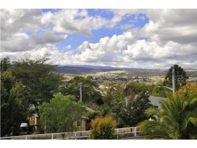 2 Carnarvon Street, Newstead TAS 7250