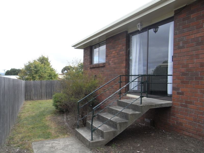 2/22 Bishops Drive, Newnham TAS 7248
