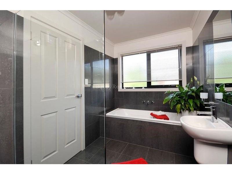 19 Allison Avenue, Riverside TAS 7250
