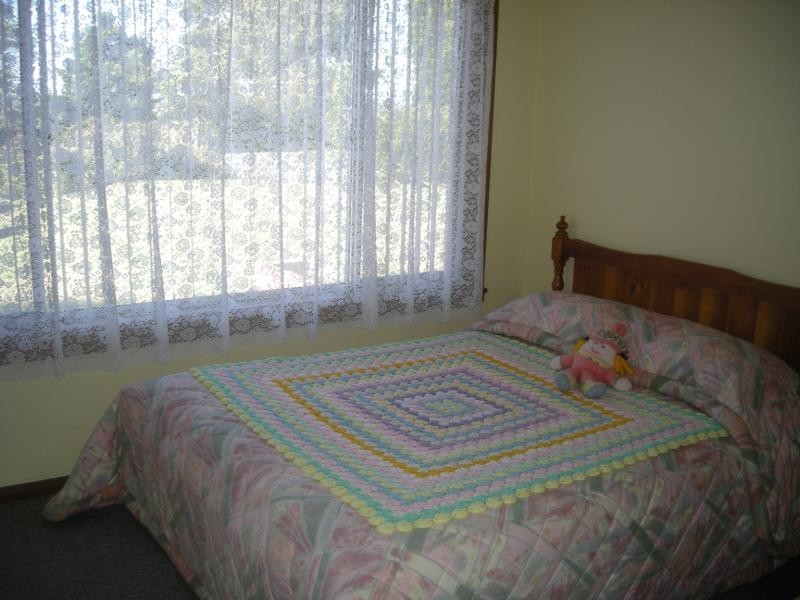 77 Robert St, Beauty Point TAS 7270