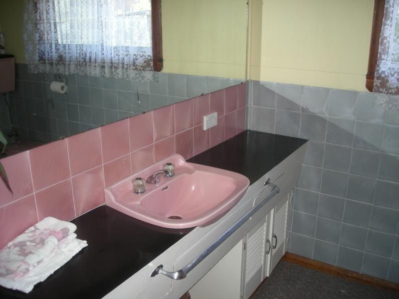 77 Robert St, Beauty Point TAS 7270