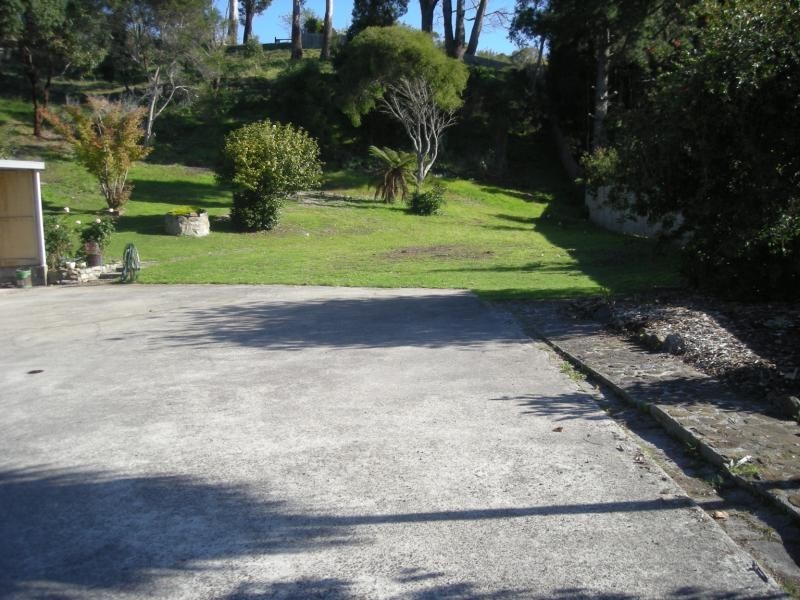 77 Robert St, Beauty Point TAS 7270