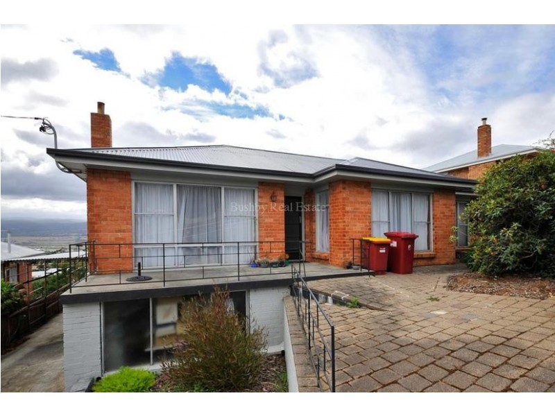 11 Denman Road, Trevallyn TAS 7250
