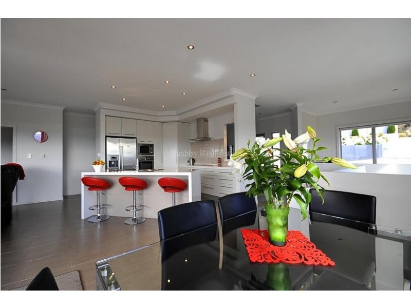 2 Daniella Court, Trevallyn TAS 7250