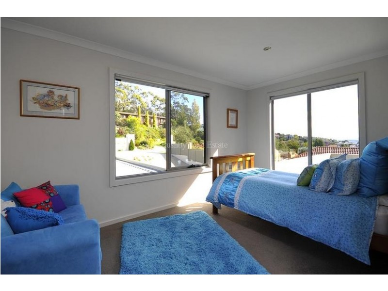 2 Daniella Court, Trevallyn TAS 7250