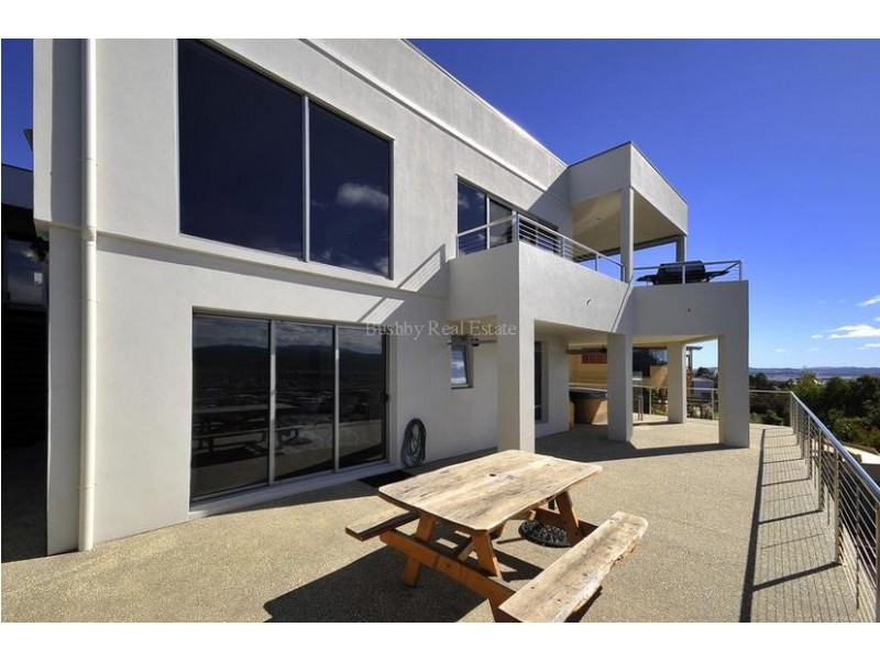 2 Daniella Court, Trevallyn TAS 7250
