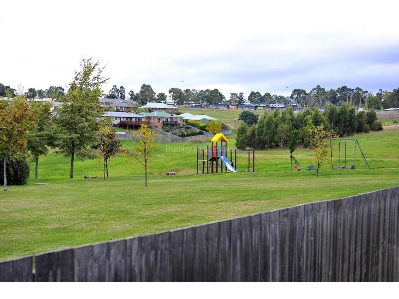 2/22 Bishops Drive, Newnham TAS 7248