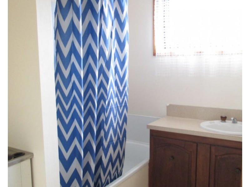 2/18 Bronzewing Avenue, Newnham TAS 7248