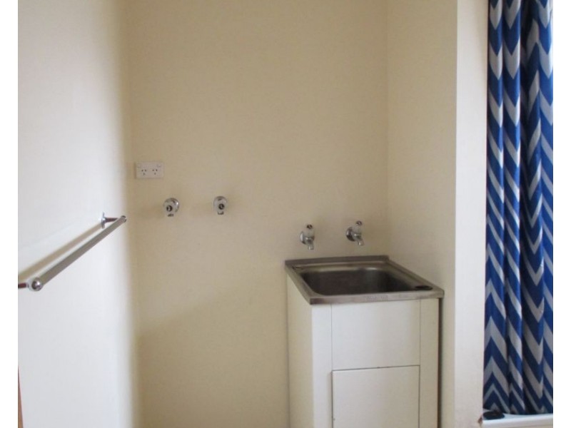 2/18 Bronzewing Avenue, Newnham TAS 7248