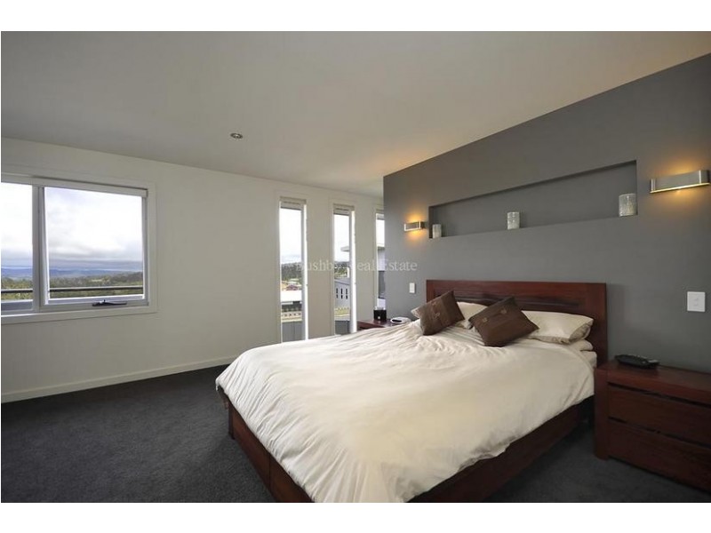 17 Lomond View Drive, Prospect Vale TAS 7250
