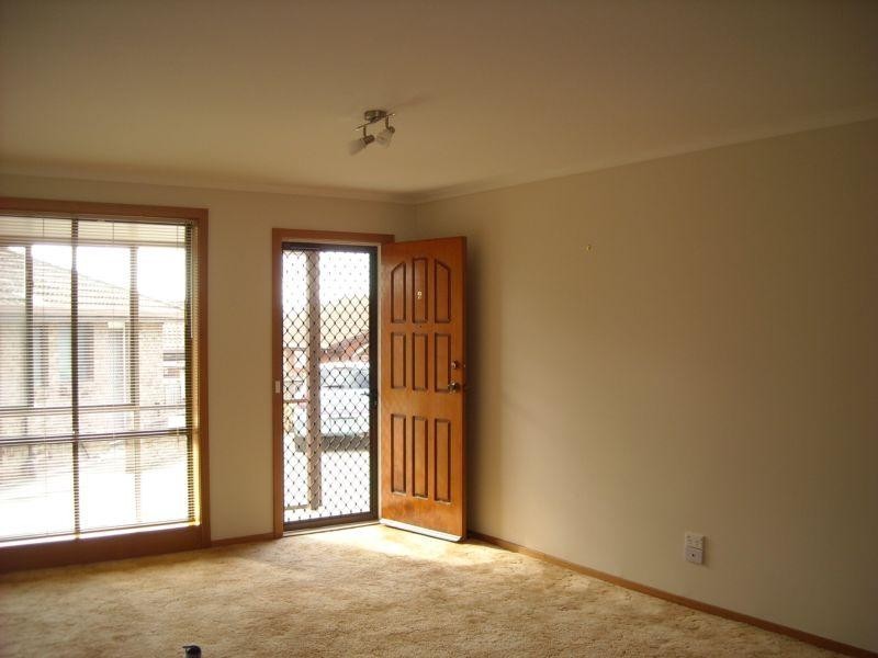 2/8 Rennie Court, Norwood TAS 7250