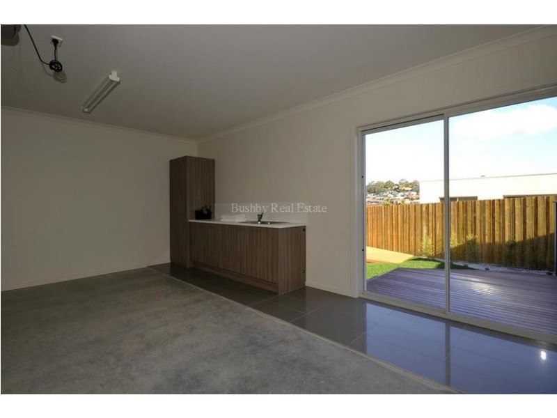 8 Richings Drive, Youngtown TAS 7249