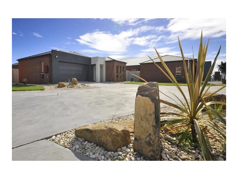 4/25 Fairway Crescent, Shearwater TAS 7307