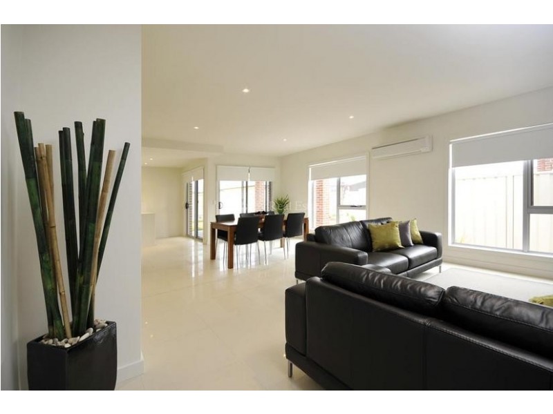 6/25 Fairway Crescent, Shearwater TAS 7307