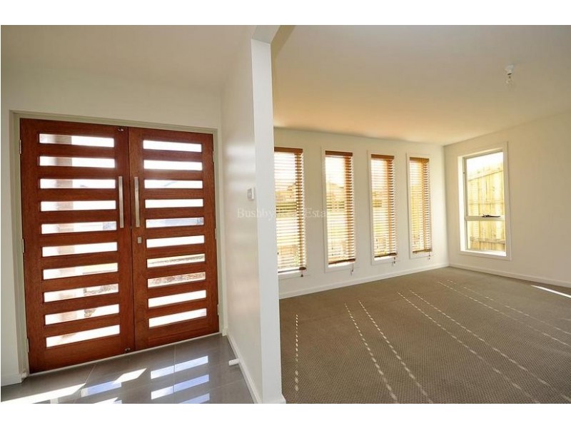 1 Estramina Court, Youngtown TAS 7249