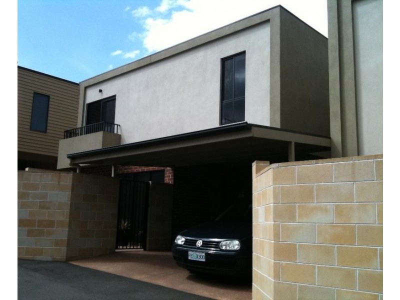 2/55 Howick Street, Launceston TAS 7250