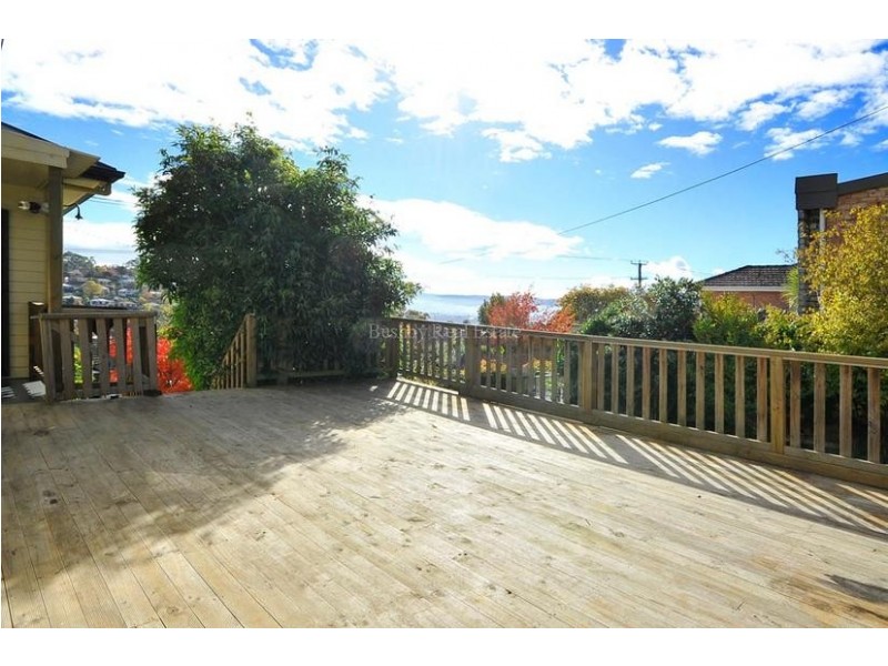 33 Fairthorne Road, Trevallyn TAS 7250