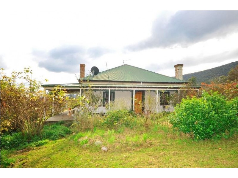 180 Greaves Road, Flowery Gully TAS 7270