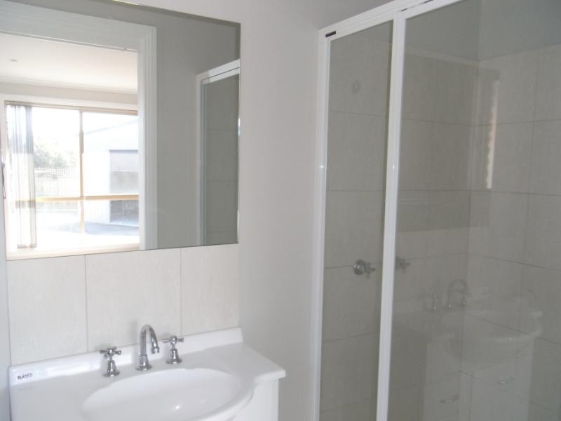 14 Bartlett Grove, Newnham TAS 7248