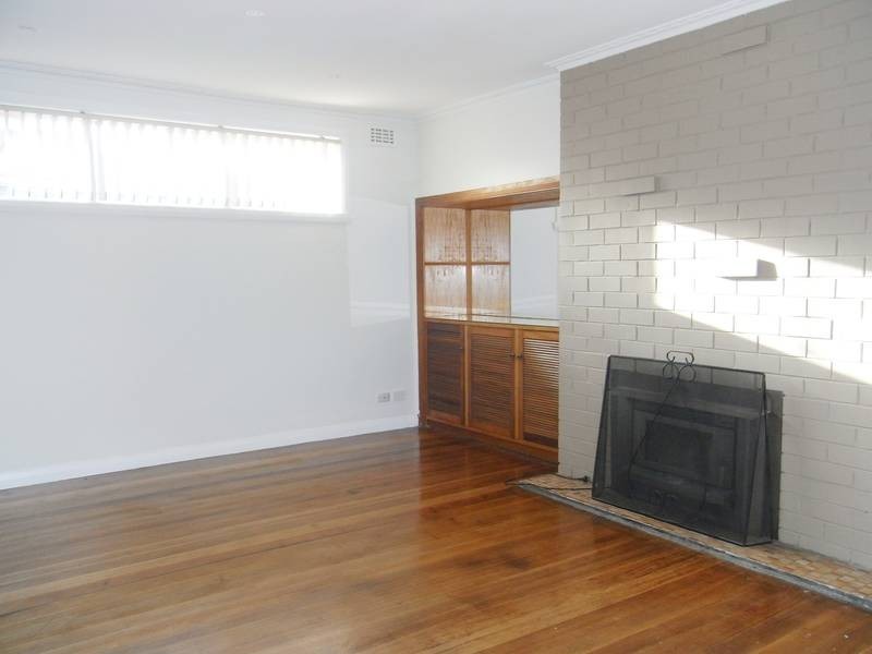 17 Snow Street, Newnham TAS 7248