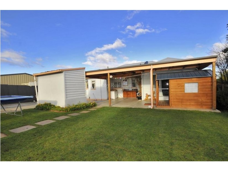 35 Mayfield Street, Mayfield TAS 7248